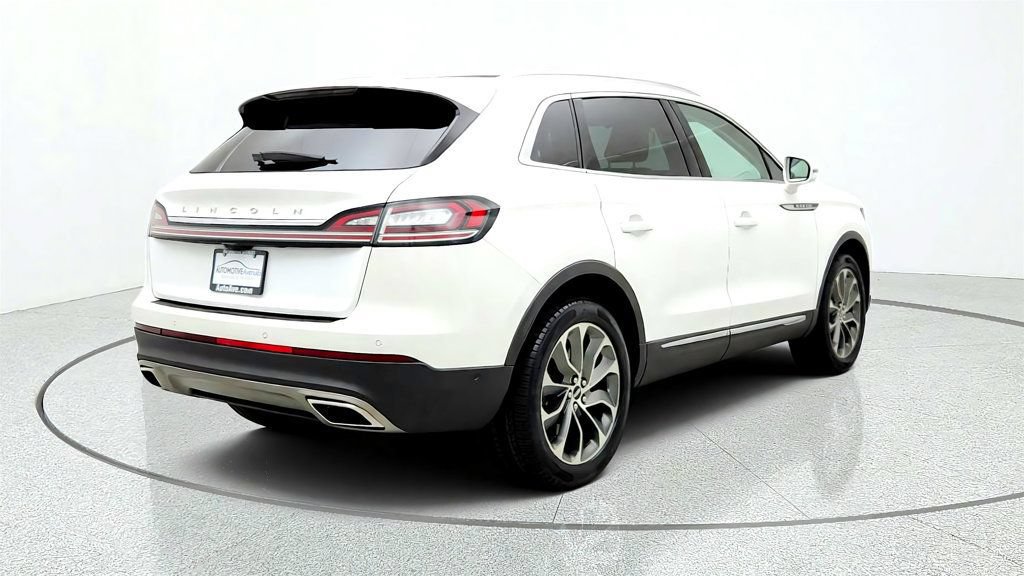 Used 2023 Lincoln Nautilus Reserve w/ Equipment Group 201A AWD/4WD image 5