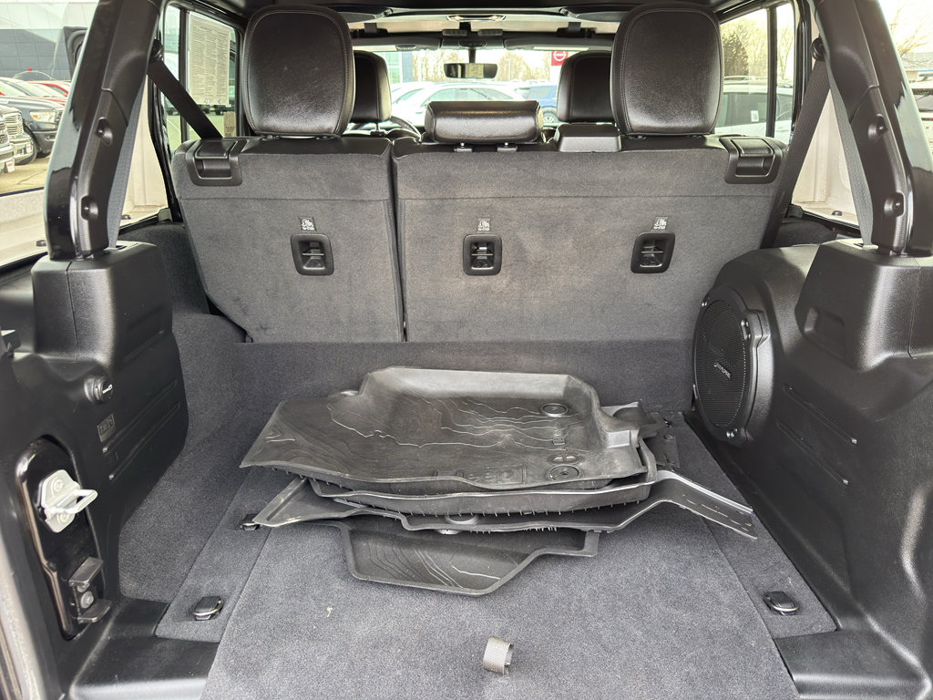 Used 2021 Jeep Wrangler Unlimited Sahara w/ Cold Weather Group image 37