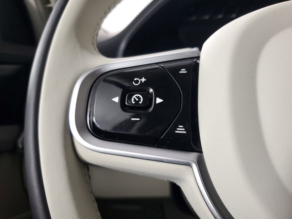 New 2026 Volvo XC90 T8 Ultra w/ Protection Package Premier image 25