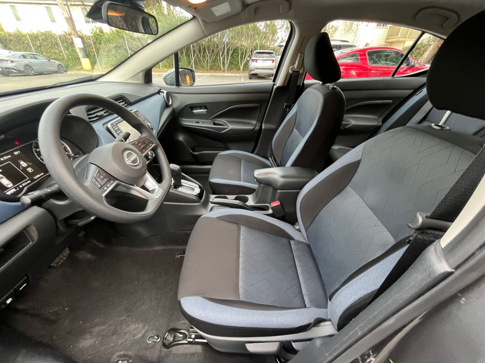 Used 2025 Nissan Versa SV image 24