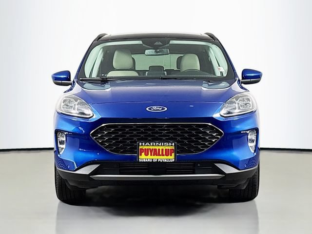Used 2022 Ford Escape Titanium w/ Class II Trailer Tow Package AWD/4WD video 2