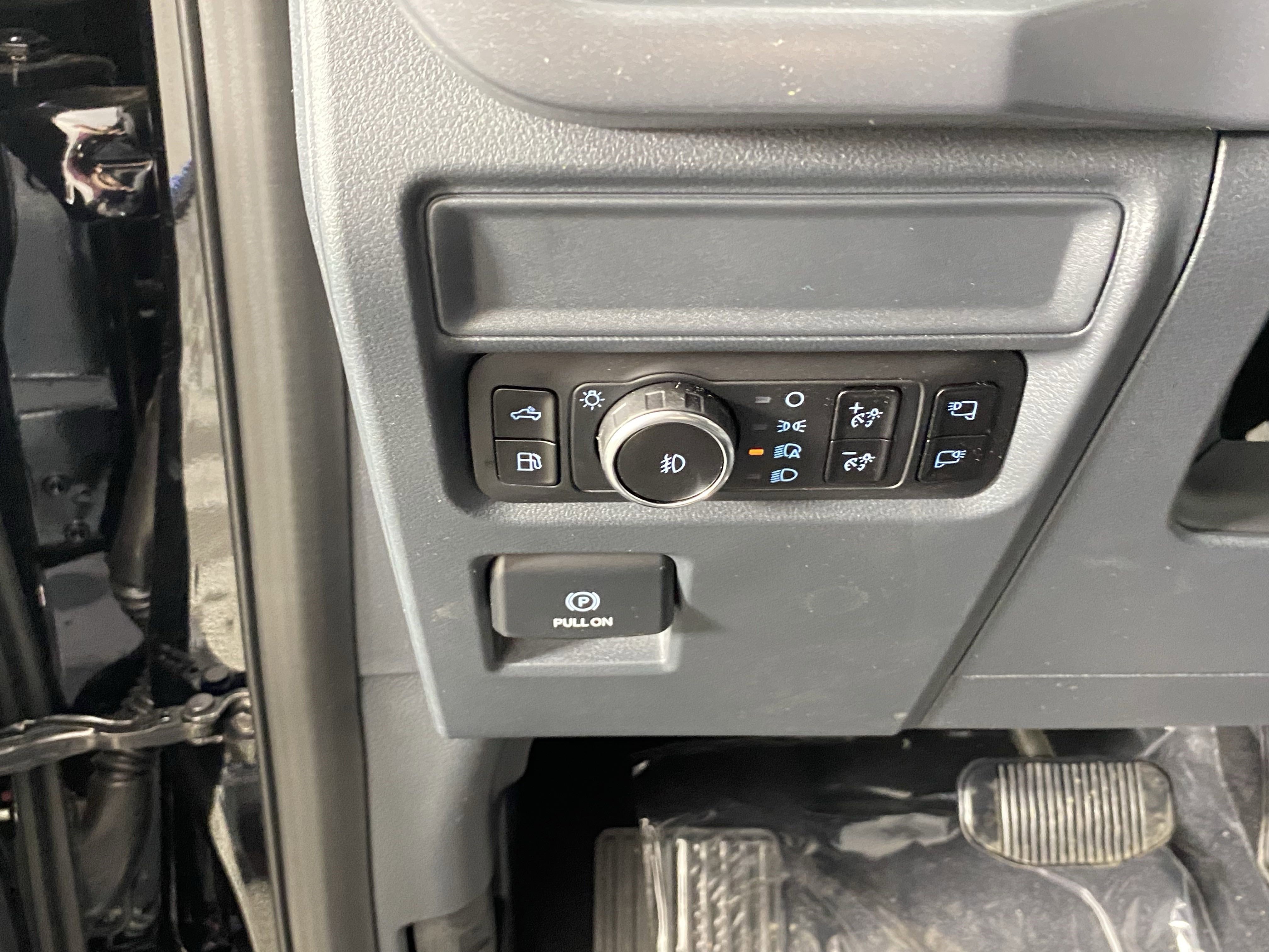 New 2025 Ford F150 XLT w/ Equipment Group 302A MID image 19