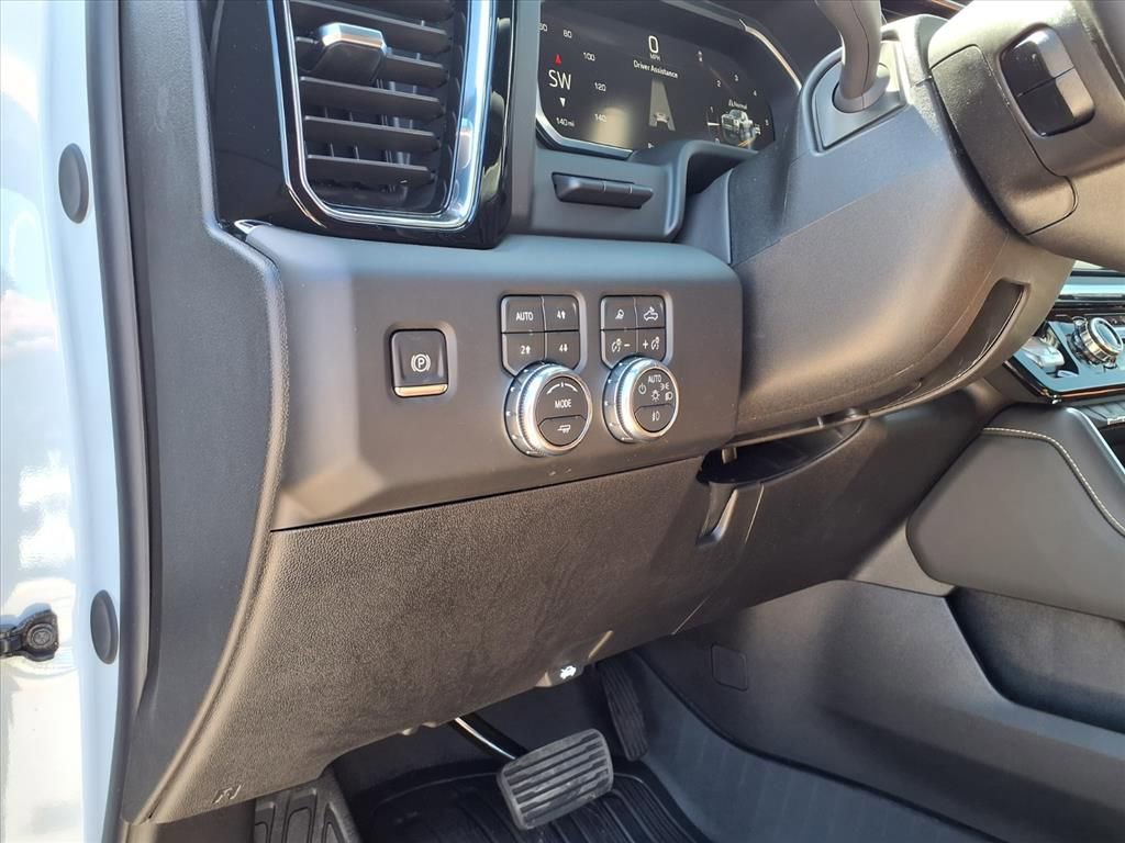 New 2026 GMC Sierra 2500 Denali Ultimate image 12