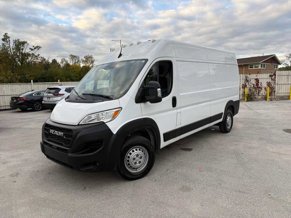 Used 2024 RAM ProMaster 2500 image 2