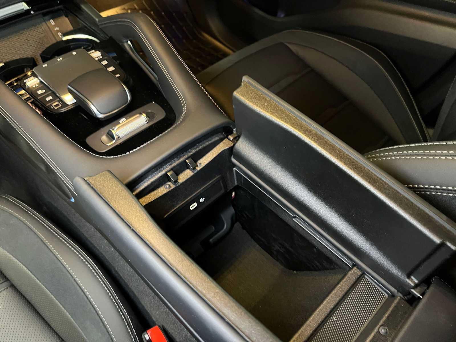 New 2026 Mercedes-Benz GLE 53 AMG 4MATIC image 34