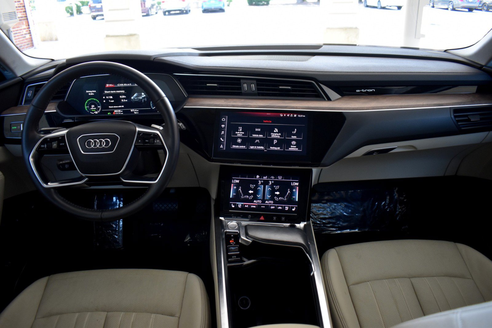 Used 2019 Audi e-tron Premium Plus AWD/4WD image 14