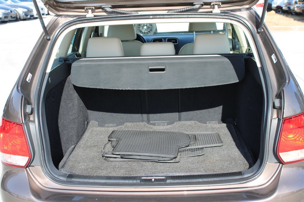 Used 2014 Volkswagen Jetta TDI image 32