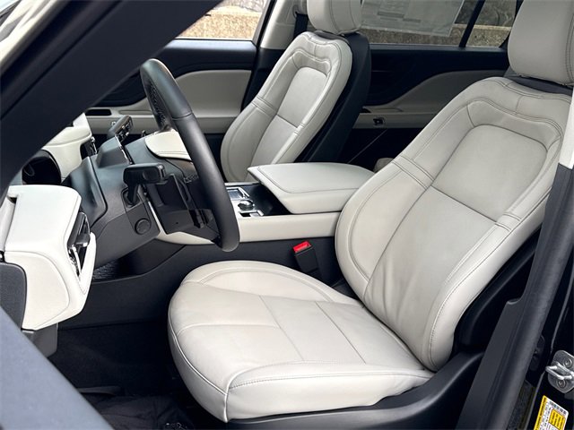 New 2025 Lincoln Aviator Reserve w/ Illumination Package image 19