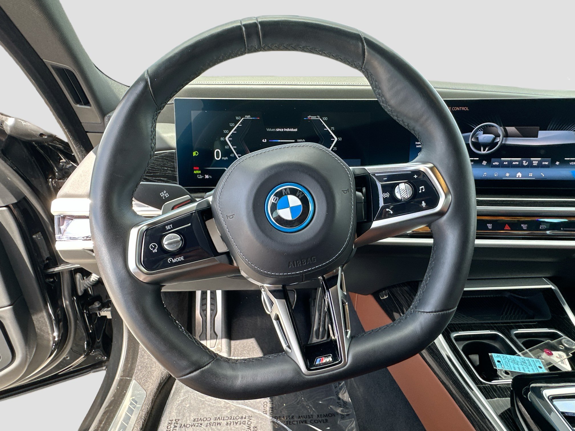 Used 2024 BMW i7 xDrive60 w/ Premium Package AWD/4WD image 10