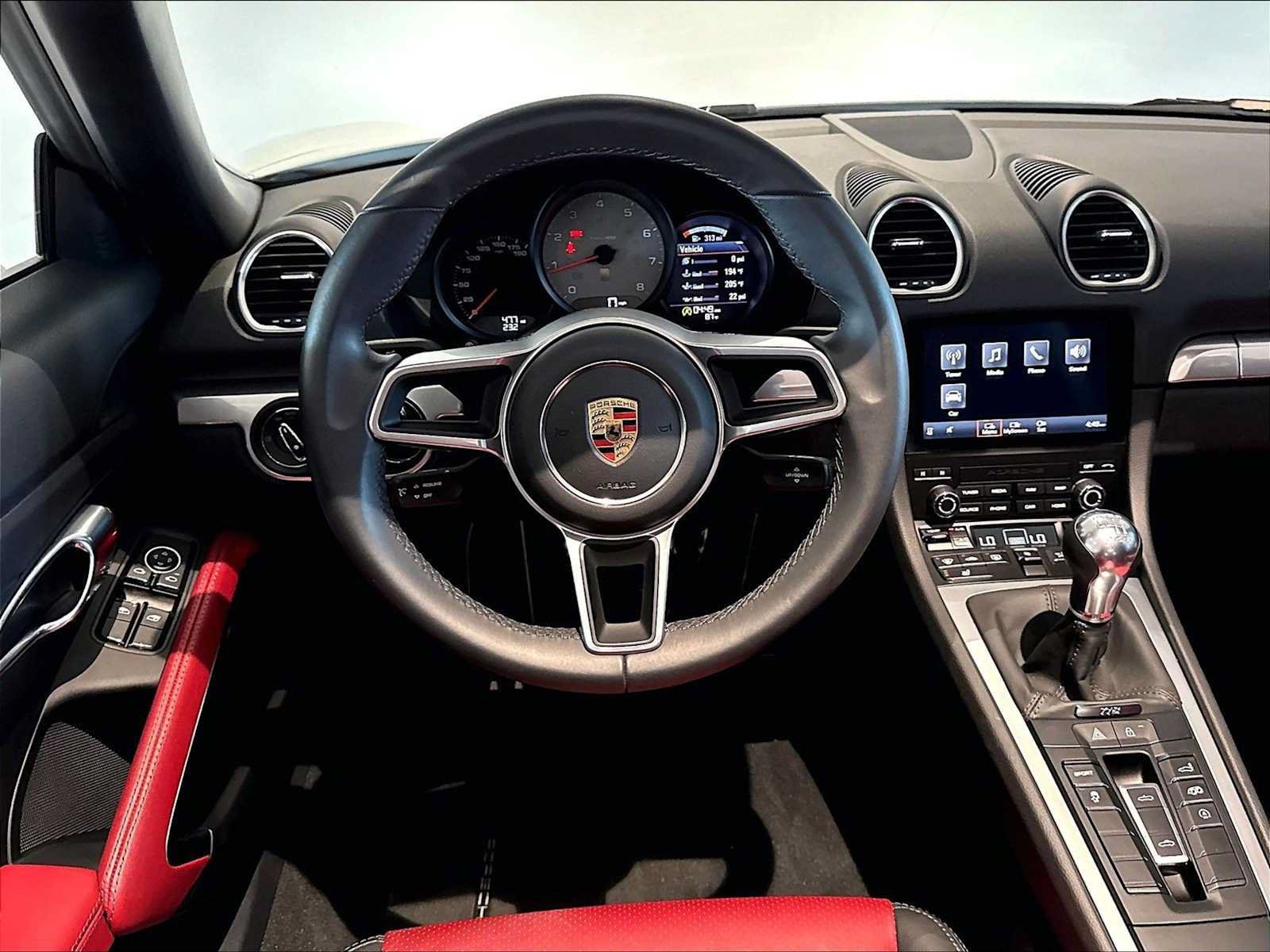 Used 2024 Porsche 718 Boxster S RWD image 17
