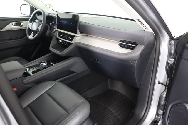 Certified 2025 Ford Explorer Active w/ Active Comfort Package AWD/4WD image 67