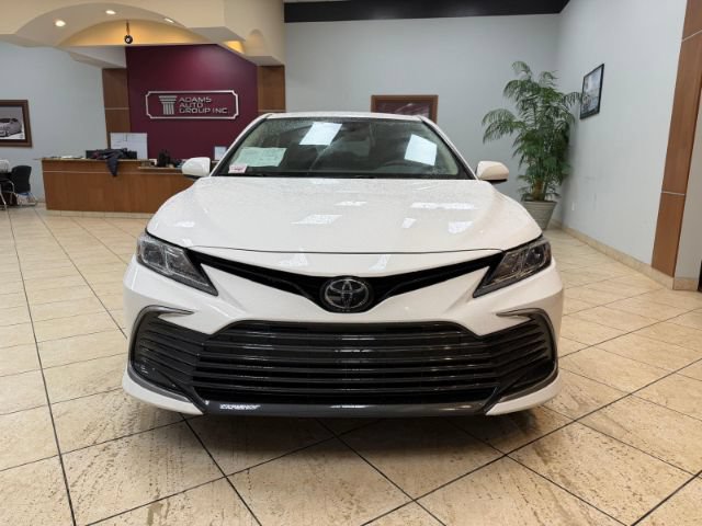 Used 2023 Toyota Camry LE FWD image 2
