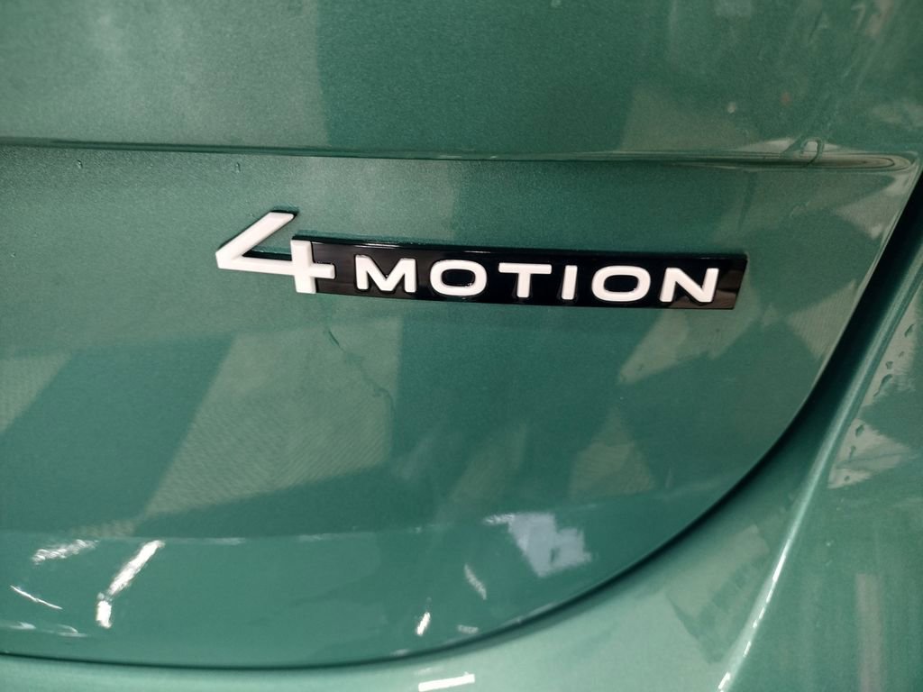 New 2025 Volkswagen ID. Buzz 1st Edition image 16