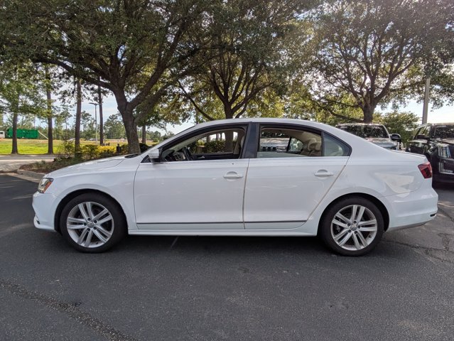 Used 2017 Volkswagen Jetta SEL FWD image 9