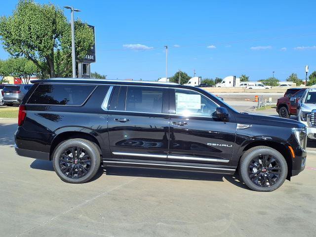 New 2026 GMC Yukon XL Denali w/ Denali Reserve Package AWD/4WD image 2