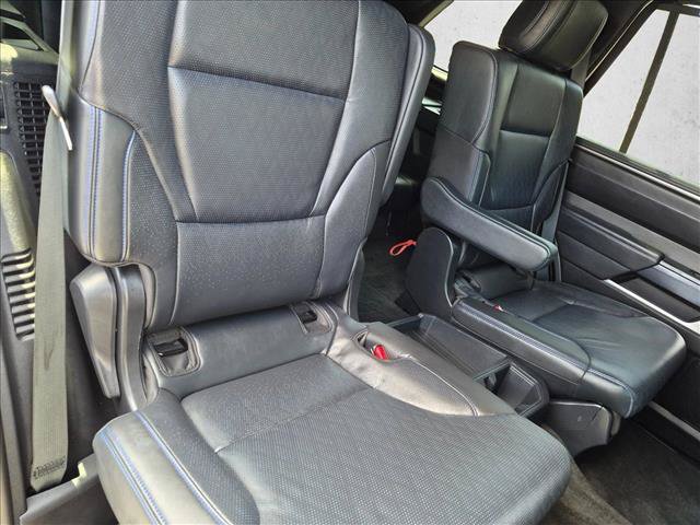 Used 2025 Toyota Sequoia Platinum w/ TRD Off-Road Package AWD/4WD image 18