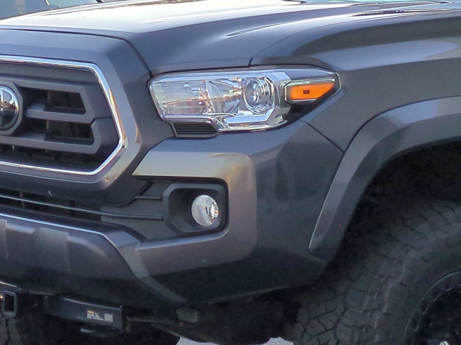 Used 2020 Toyota Tacoma SR5 image 6