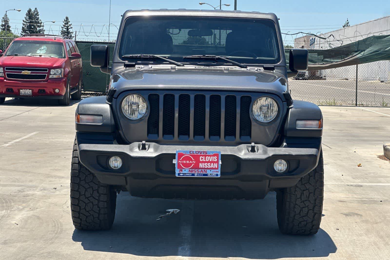 Used 2018 Jeep Wrangler Sport AWD/4WD image 11