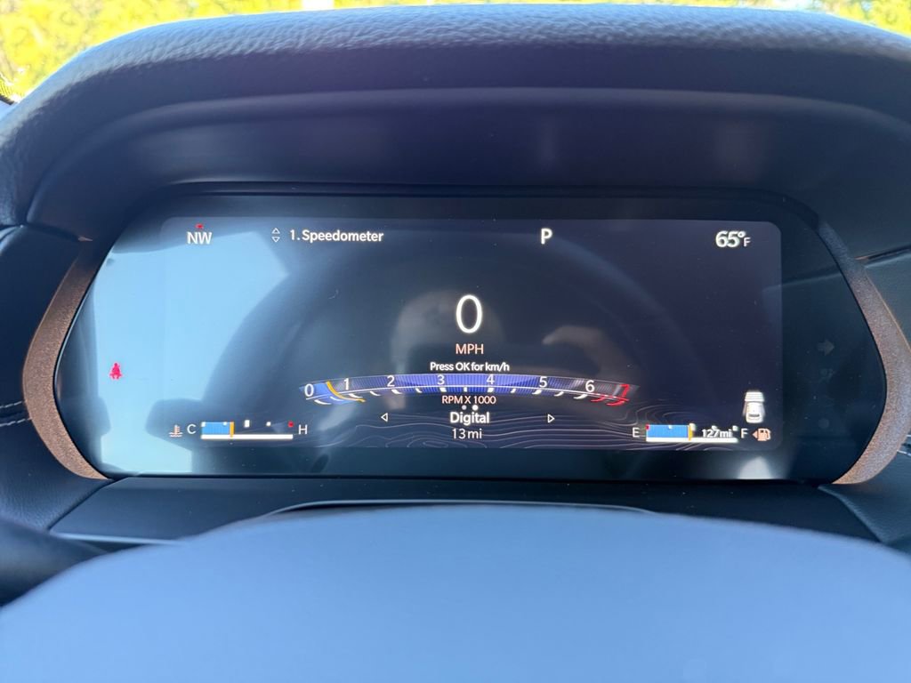 New 2025 Jeep Grand Cherokee Altitude image 31