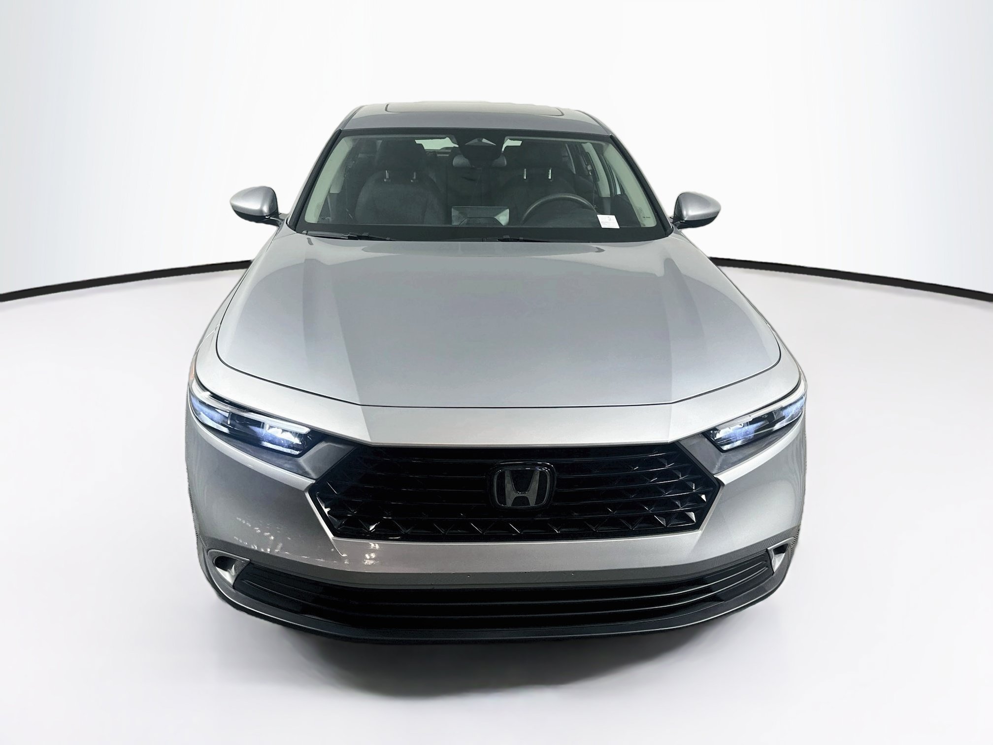 Used 2023 Honda Accord EX image 2