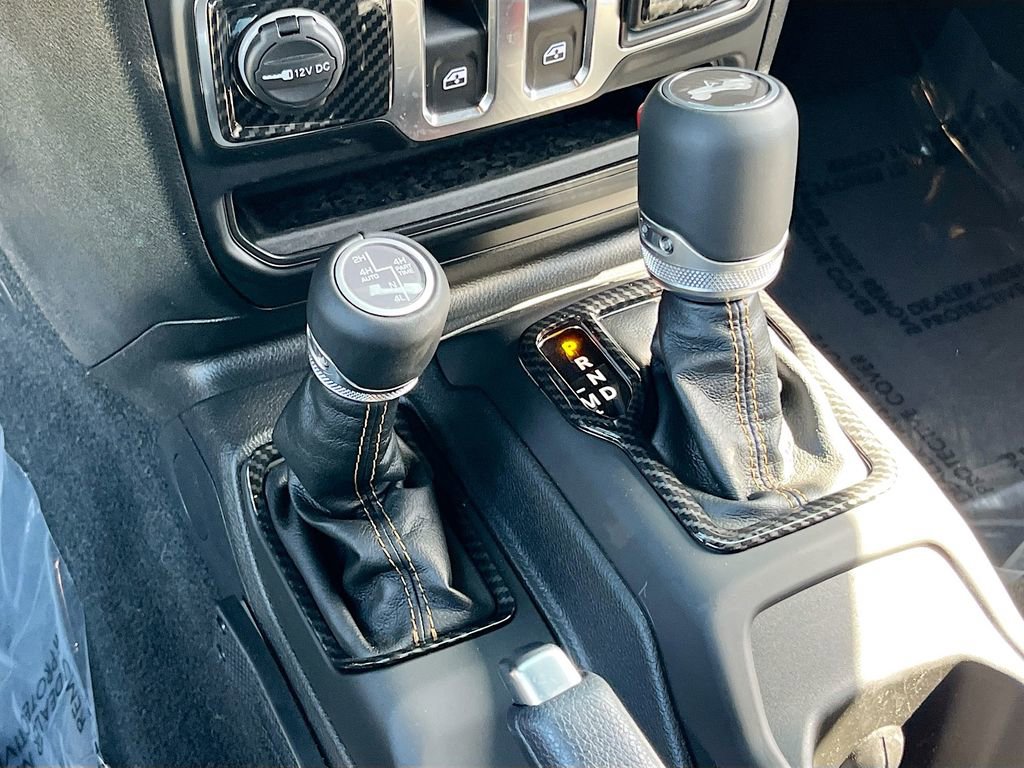 Certified 2024 Jeep Wrangler Sport AWD/4WD image 16