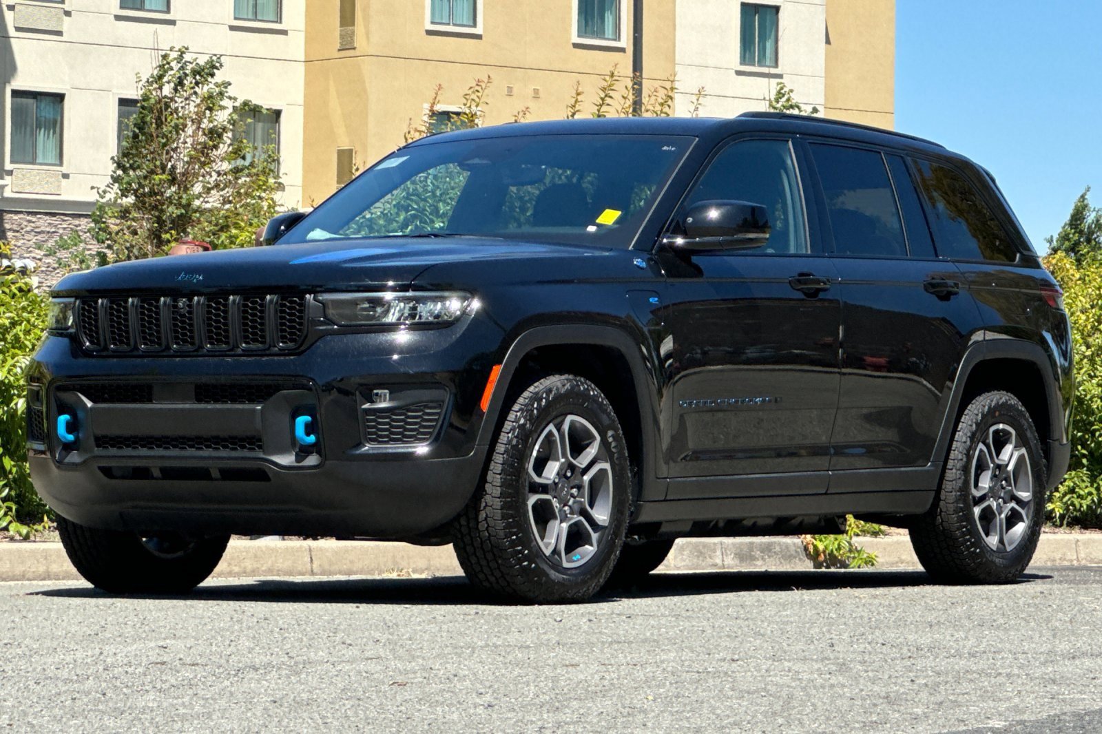 New 2023 Jeep Grand Cherokee Trailhawk image 7