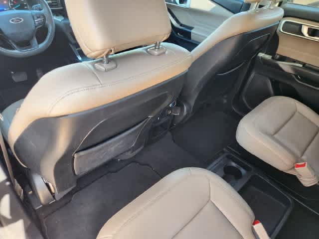 Used 2020 Ford Explorer XLT w/ Equipment Group 202A RWD image 11