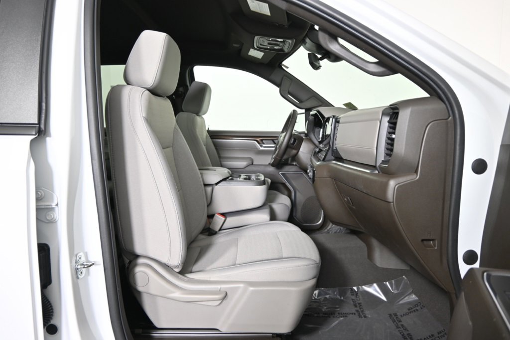 Used 2022 Chevrolet Silverado 1500 LT image 14