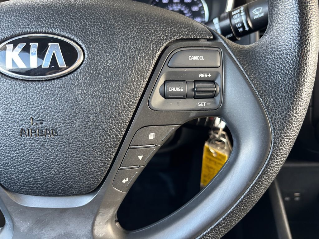 Used 2018 Kia Forte LX w/ LX Rear Camera Package image 12