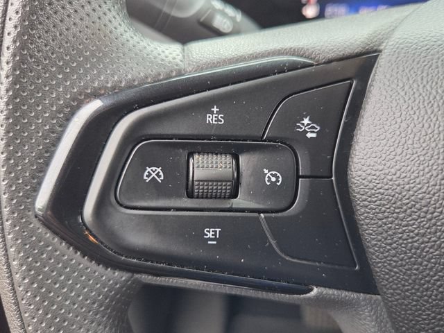 Used 2025 Chevrolet TrailBlazer LT AWD/4WD image 25
