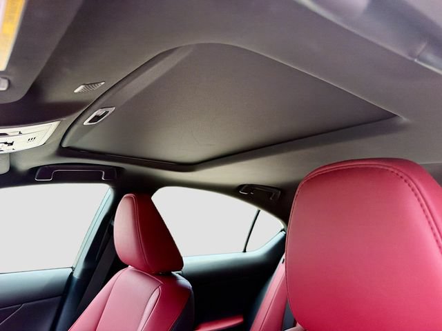 Certified 2025 Lexus IS 350 F Sport RWD image 25