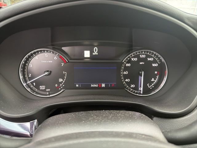 Used 2023 Cadillac XT4 Luxury w/ Cold Weather Package image 2