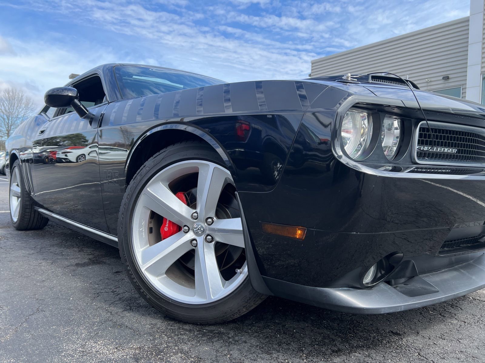 Used 2009 Dodge Challenger SRT8 w/ SRT Option Group II RWD image 49
