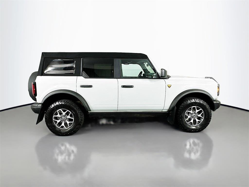 Used 2023 Ford Bronco Badlands image 8