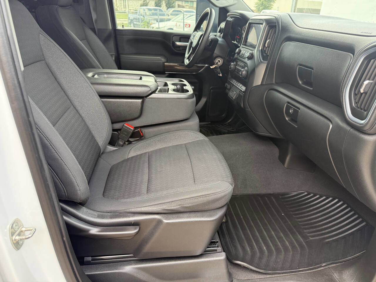 Used 2021 Chevrolet Silverado 2500 LT w/ Z71 Off-Road Package image 19