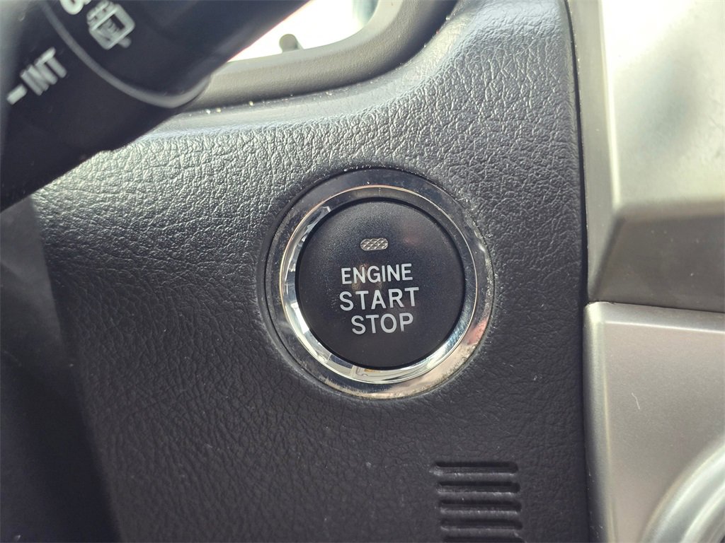 Used 2016 Toyota 4Runner Limited image 33