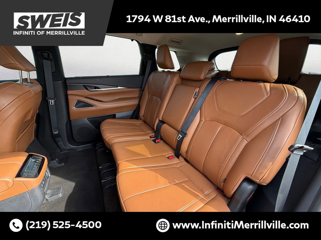 Used 2023 INFINITI QX60 Sensory w/ Vision Package AWD/4WD image 11