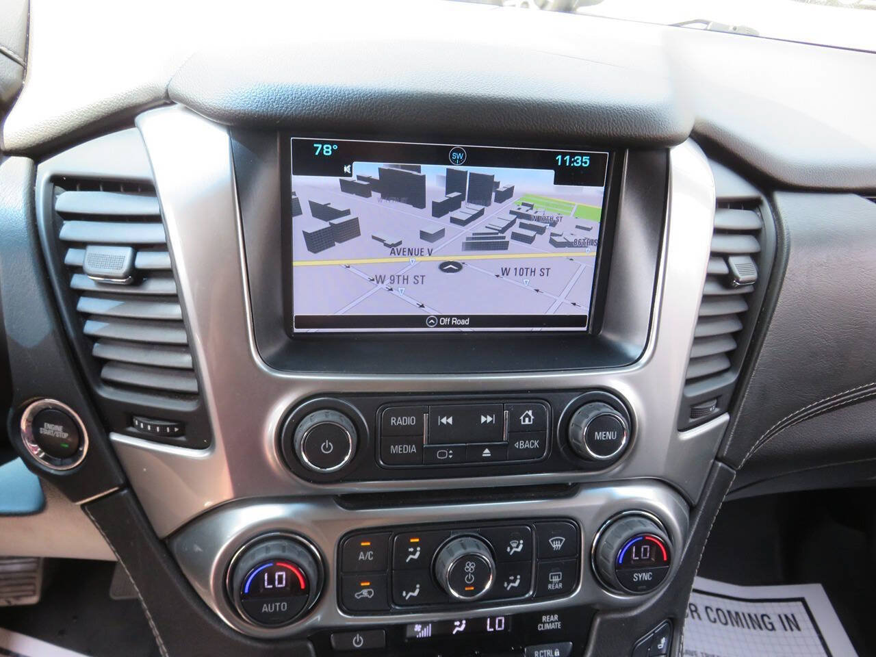 Used 2018 Chevrolet Tahoe Premier AWD/4WD image 17