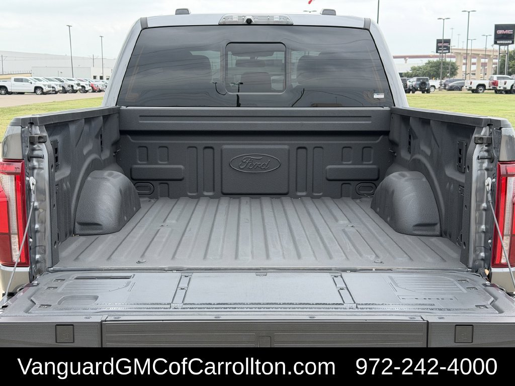 Used 2025 Ford F150 Raptor AWD/4WD image 37