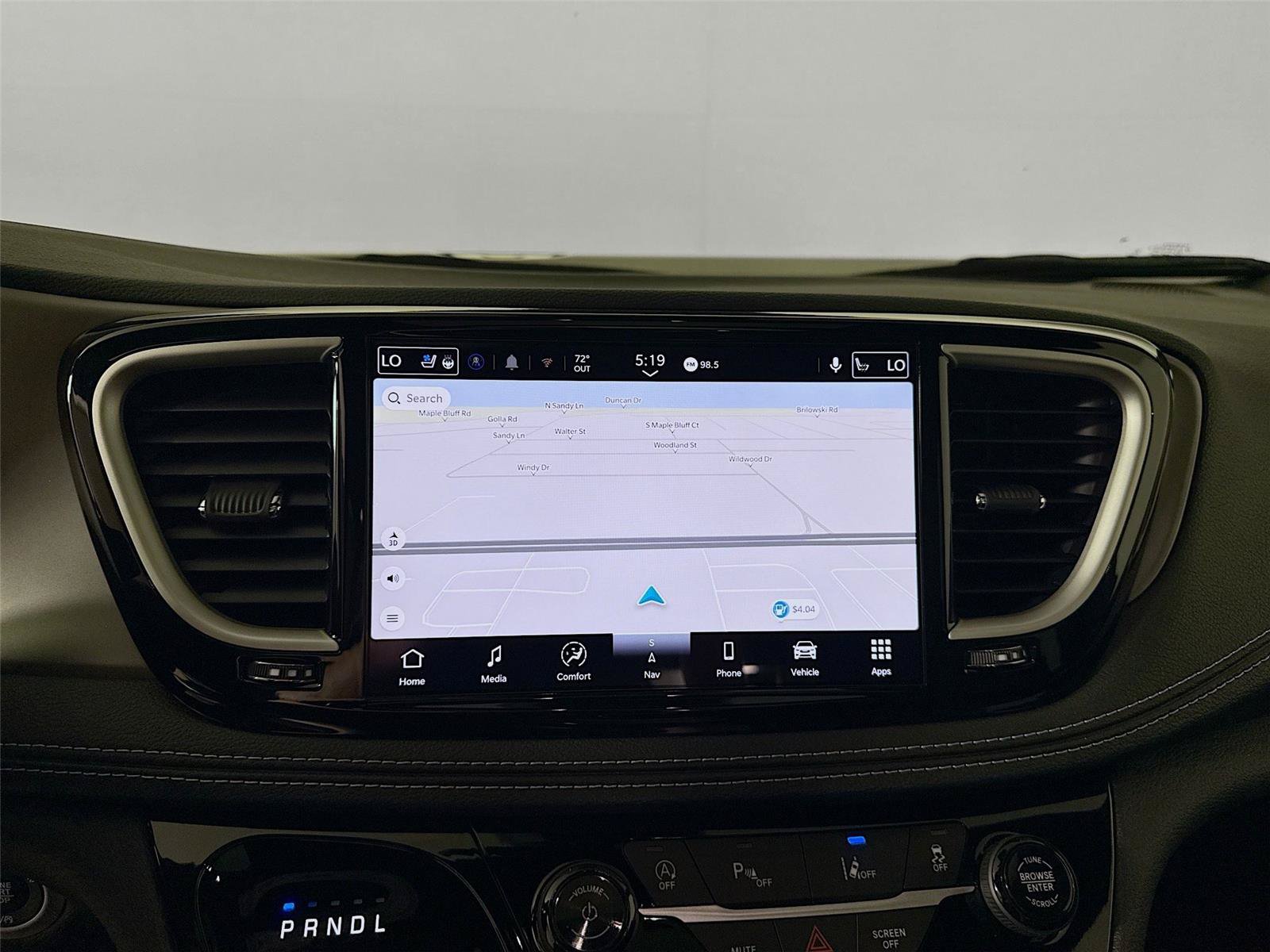 New 2027 Chrysler Pacifica Limited w/ Family Tech Group FWD image 21