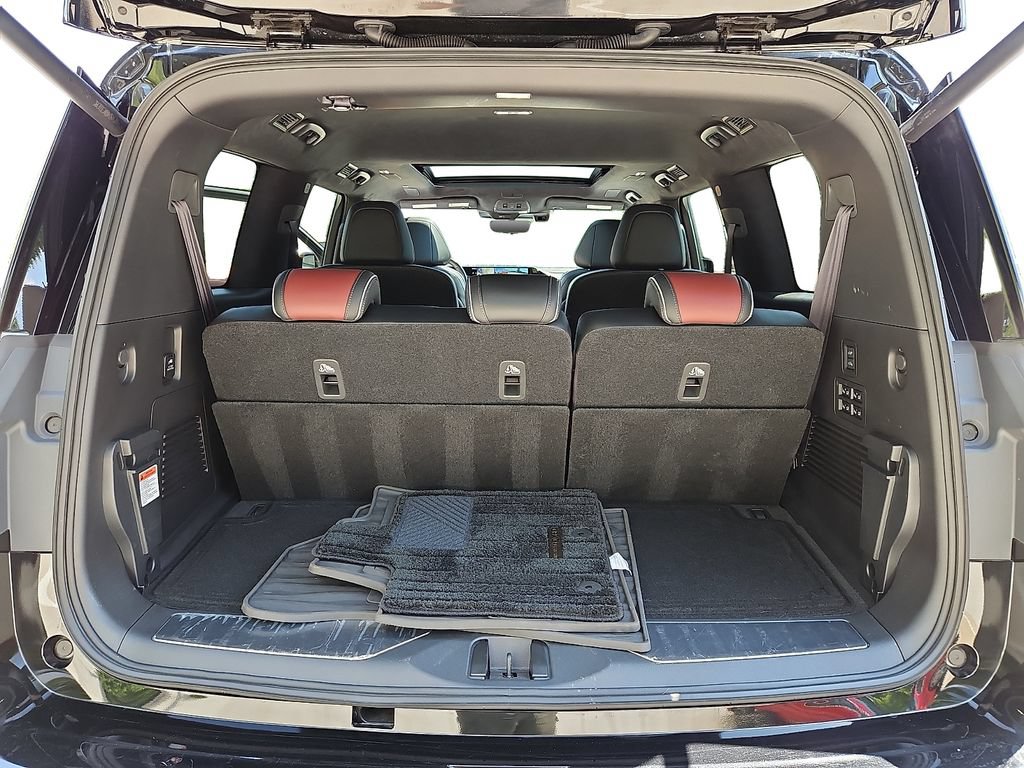Used 2026 INFINITI QX80 Autograph w/ Premium Cargo Package AWD/4WD image 28