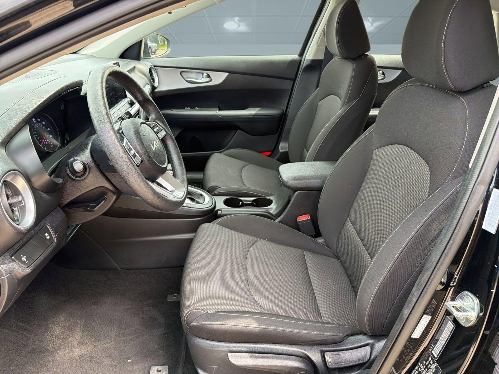 Used 2024 Kia Forte LXS image 5