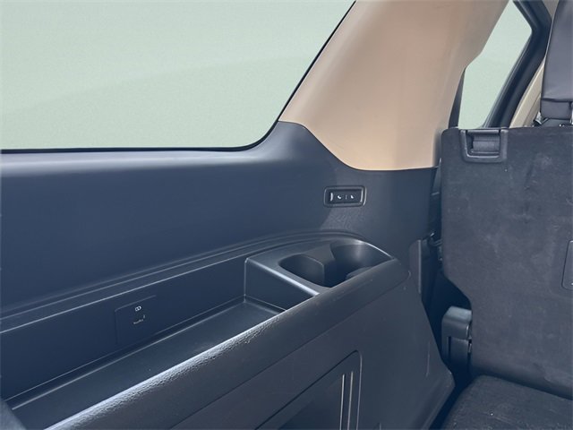 Used 2024 Ford Expedition XLT image 13