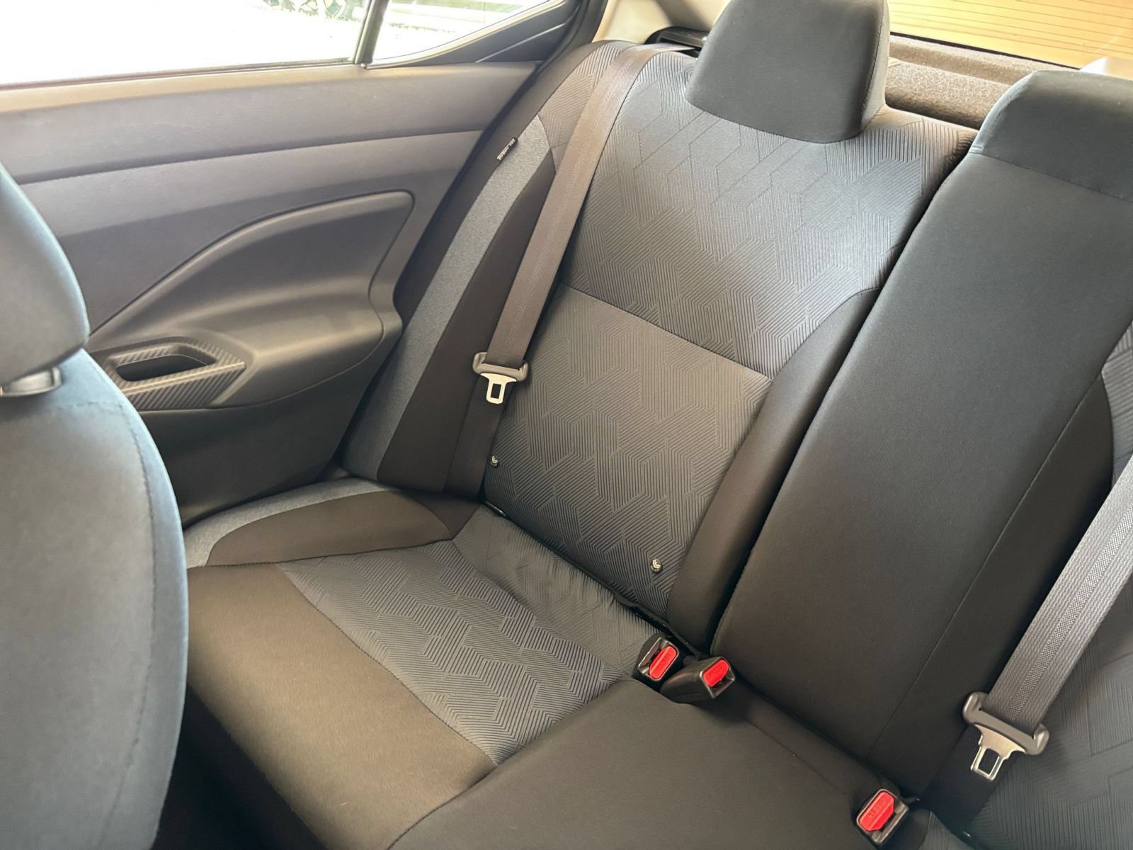 Used 2025 Nissan Versa SV FWD image 36