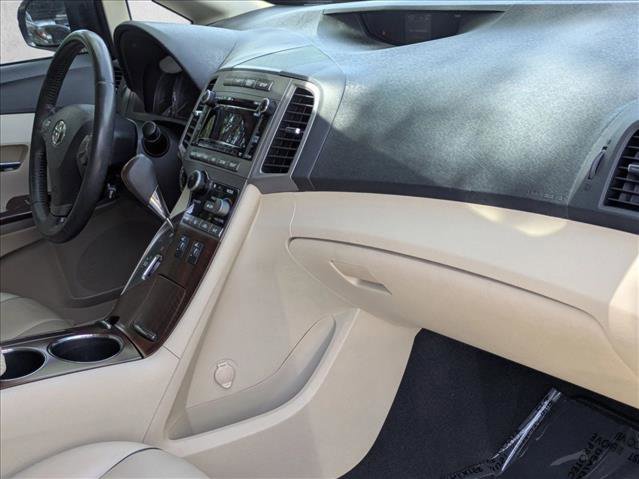 Used 2010 Toyota Venza image 16