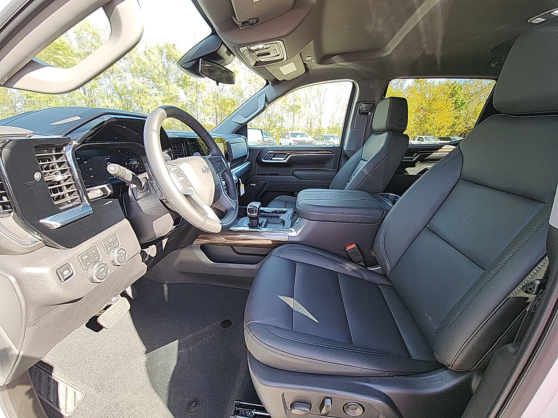 New 2026 Chevrolet Silverado 1500 LT Trail Boss w/ Convenience Package II image 16