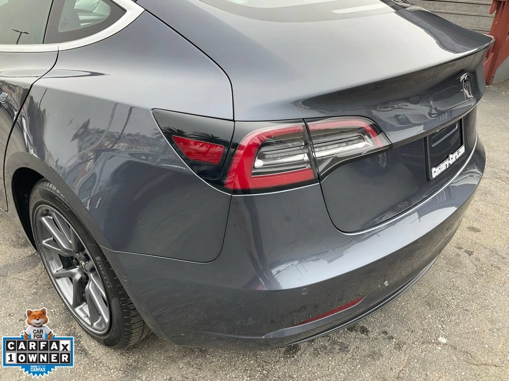 Used 2018 Tesla Model 3 Long Range RWD image 95
