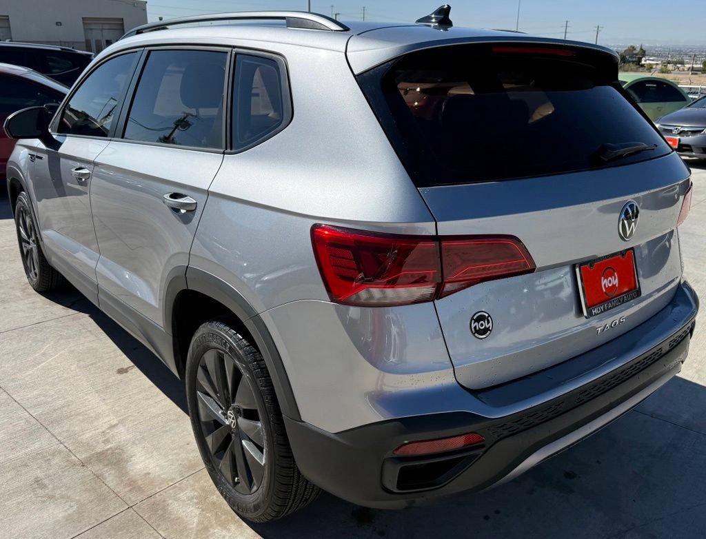 Used 2023 Volkswagen Taos S FWD image 8