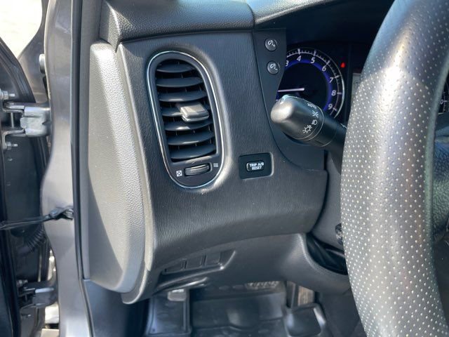 Used 2011 INFINITI EX35 Journey w/ Premium Pkg AWD/4WD image 12