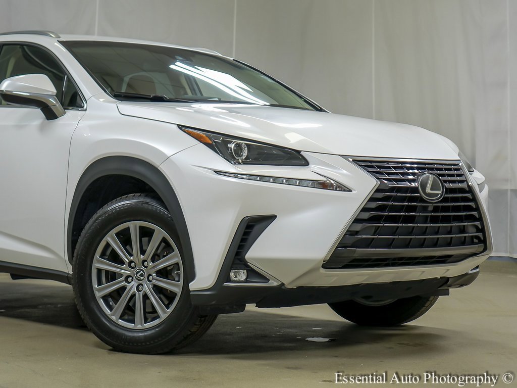 Used 2018 Lexus NX 300 FWD image 3